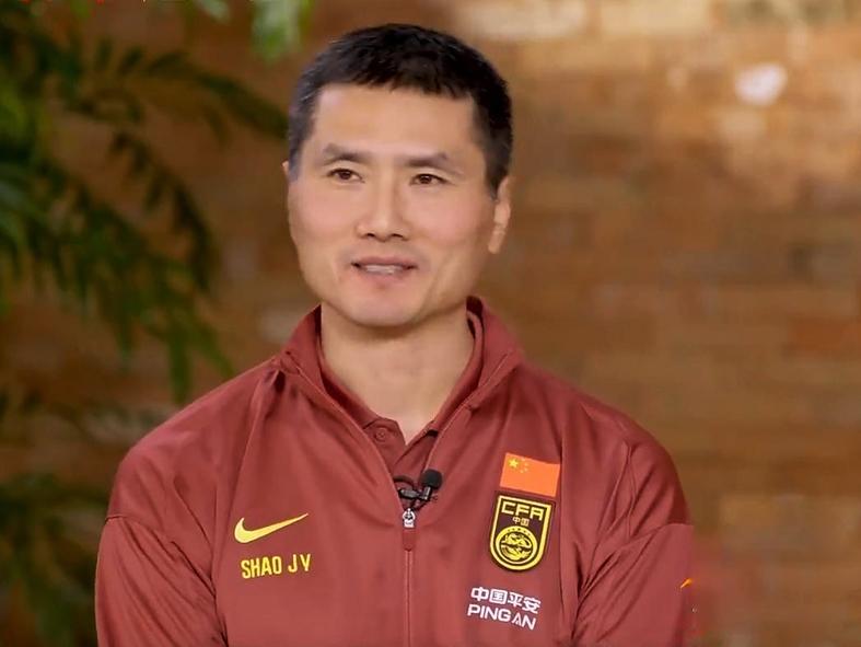 世界杯官方软件下载-邵佳一挺固执！王上源腰部不适 球迷力推荐7大悍腰 依木兰不补招