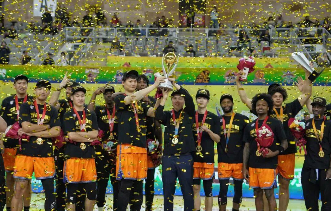 世界杯高清直播app官网-卫冕成功后，这支上海男篮还能带来更多惊喜？